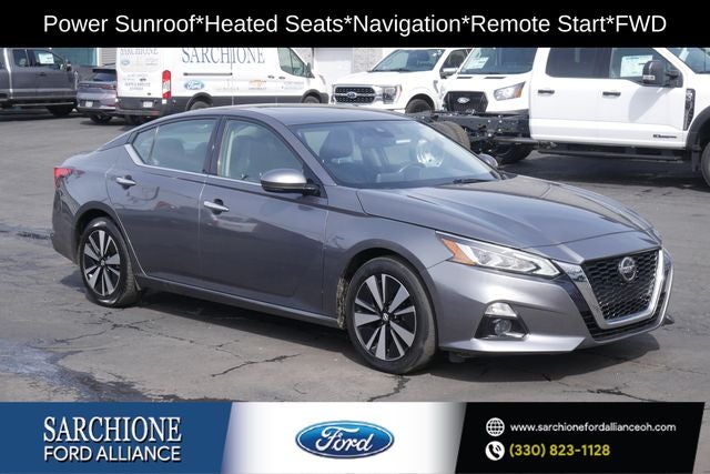 2019 Nissan Altima 2.5 SL in Gun Metallic — front three-quarter view